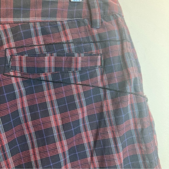 LULULEMON Sz 32 Plaid Many Pockets Shorts - Picture 8 of 13